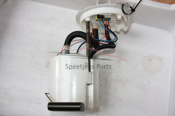 Astra J Brandstof pomp 13577242-13503668-13577243-13503668-13594914